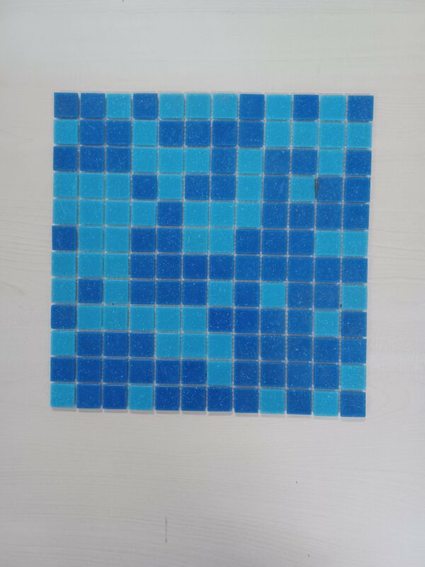 Mosaico rivestimento in pasta di vetro blu blu formato 33x33 su rete